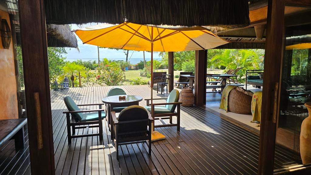 Varanda de casa para temporada próxima à praia